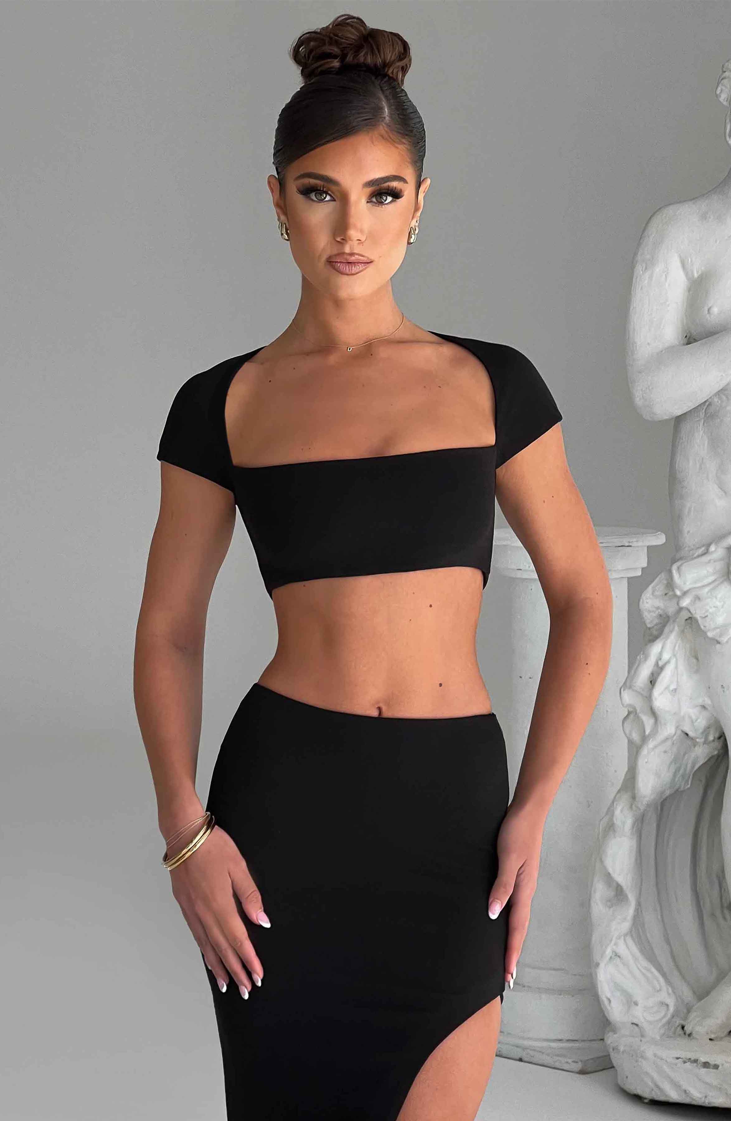 Adorn Top - Black - LioraBella