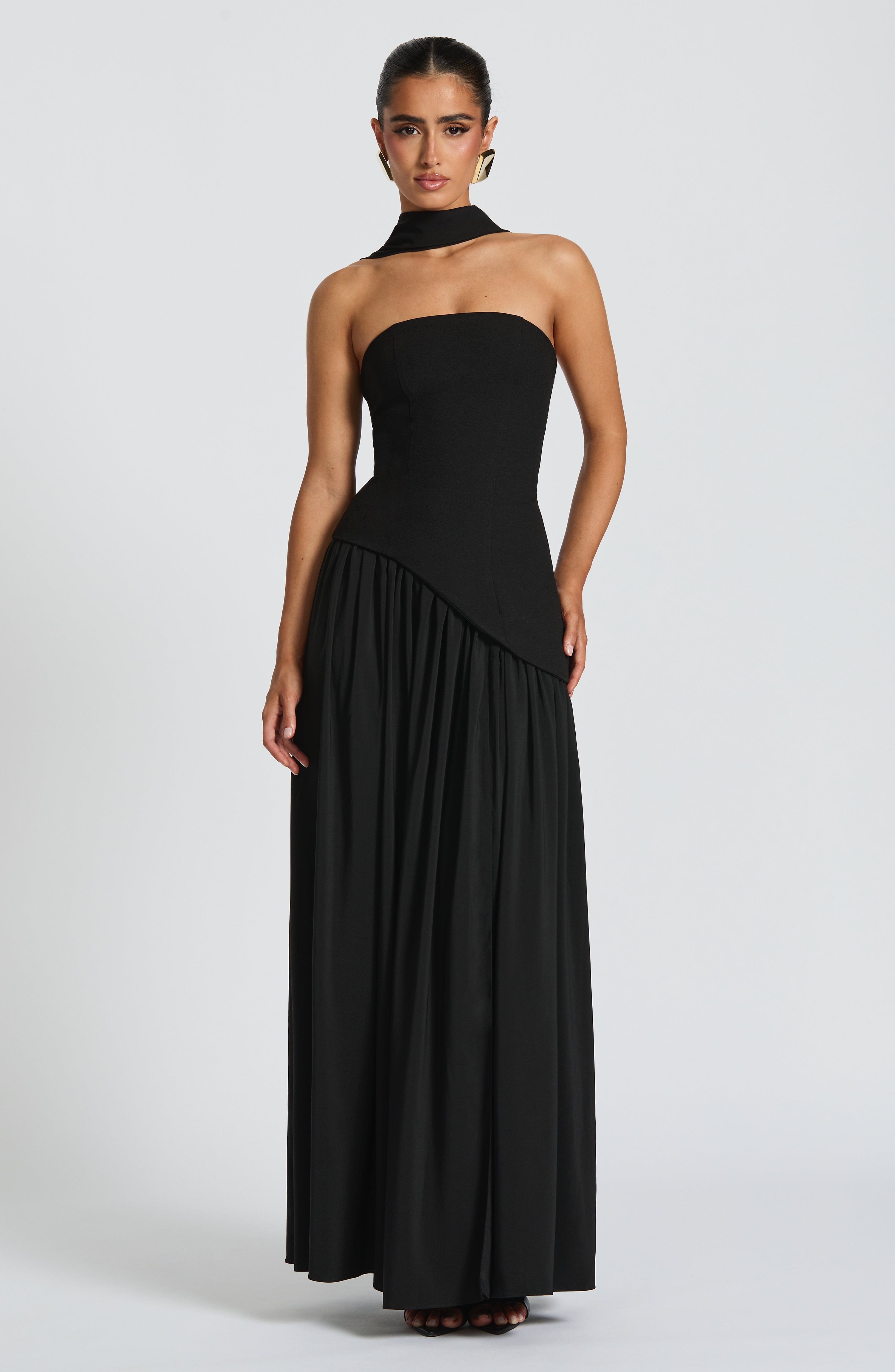 Maliyah Maxi Dress - Black - LioraBella
